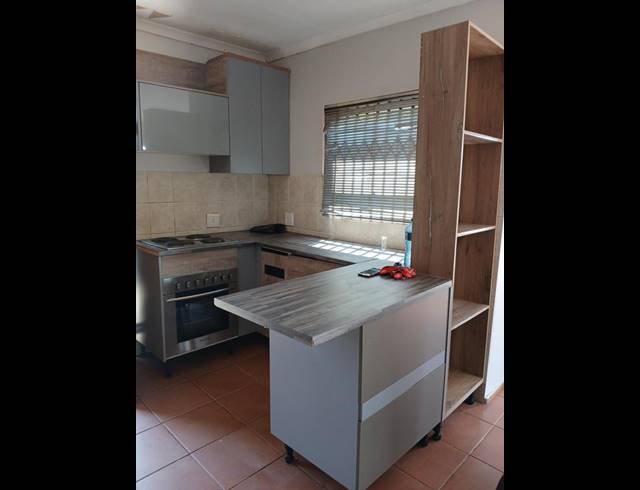 3 BEDROOM PROPERTY TO RENT IN THE ORCHARDS